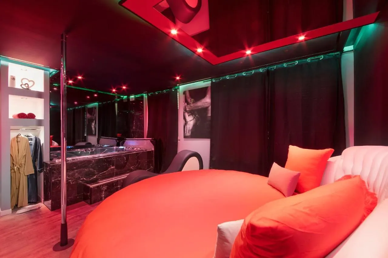 Secret Night II Apartment Toulouse France